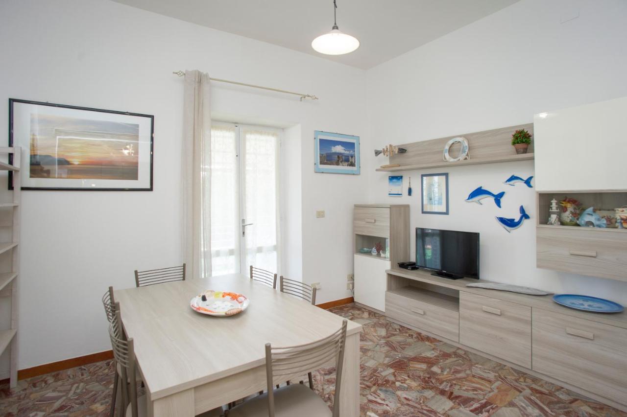 Villa La Terrazza Sul Mare - Goelba Fetovaia Buitenkant foto