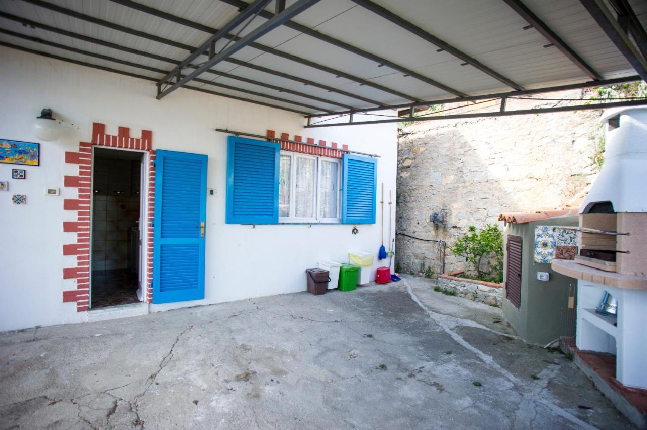 Villa La Terrazza Sul Mare - Goelba Fetovaia Buitenkant foto